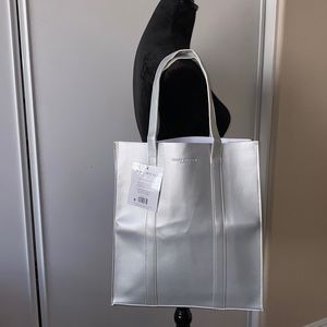 Issey Miyake Parfums Tote Bag